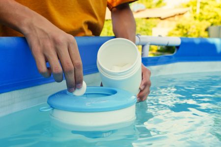 fonctionnement et avantages d'electrolyseur au sel pour piscine